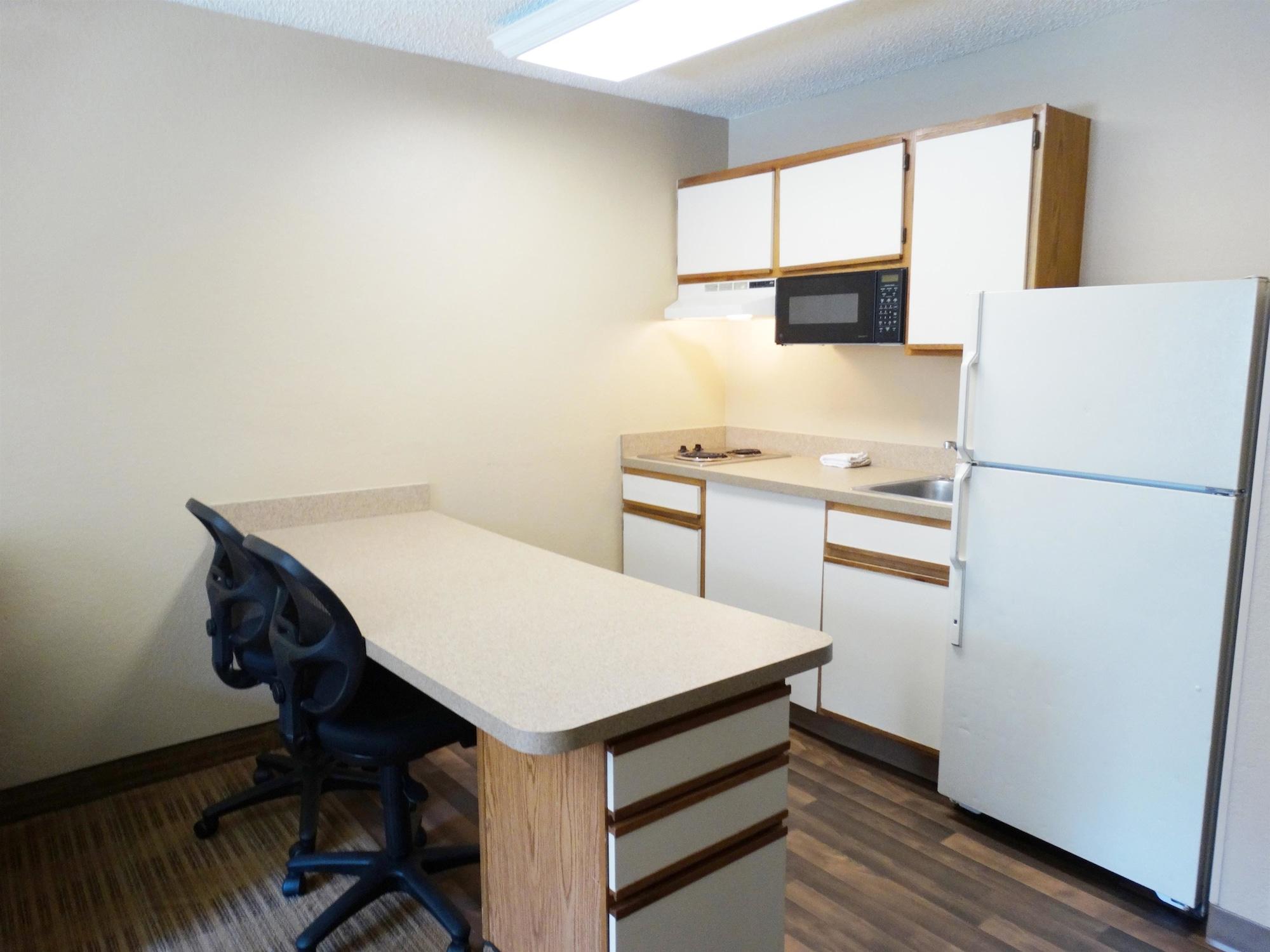 Extended Stay America Suites - Phoenix - Airport - Темпе Экстерьер фото