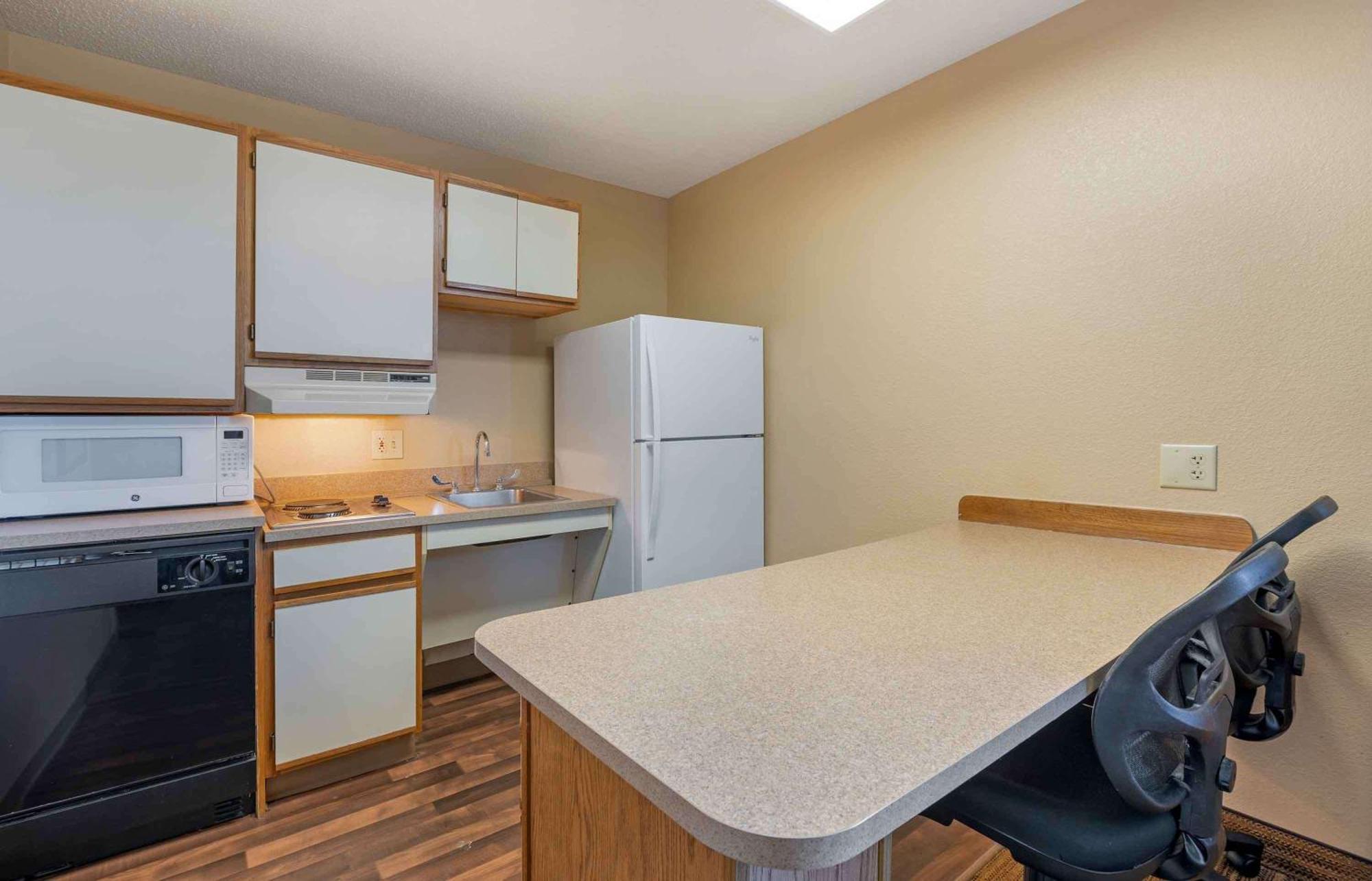 Extended Stay America Suites - Phoenix - Airport - Темпе Экстерьер фото