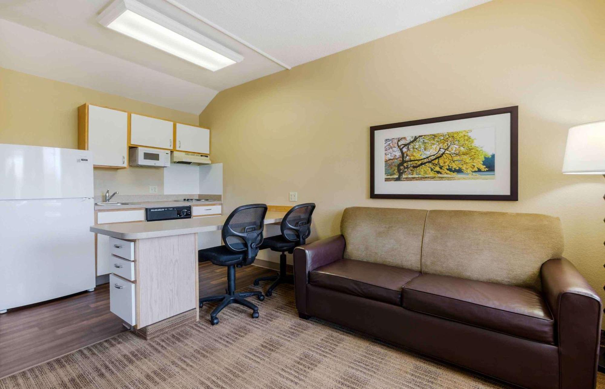 Extended Stay America Suites - Phoenix - Airport - Темпе Экстерьер фото