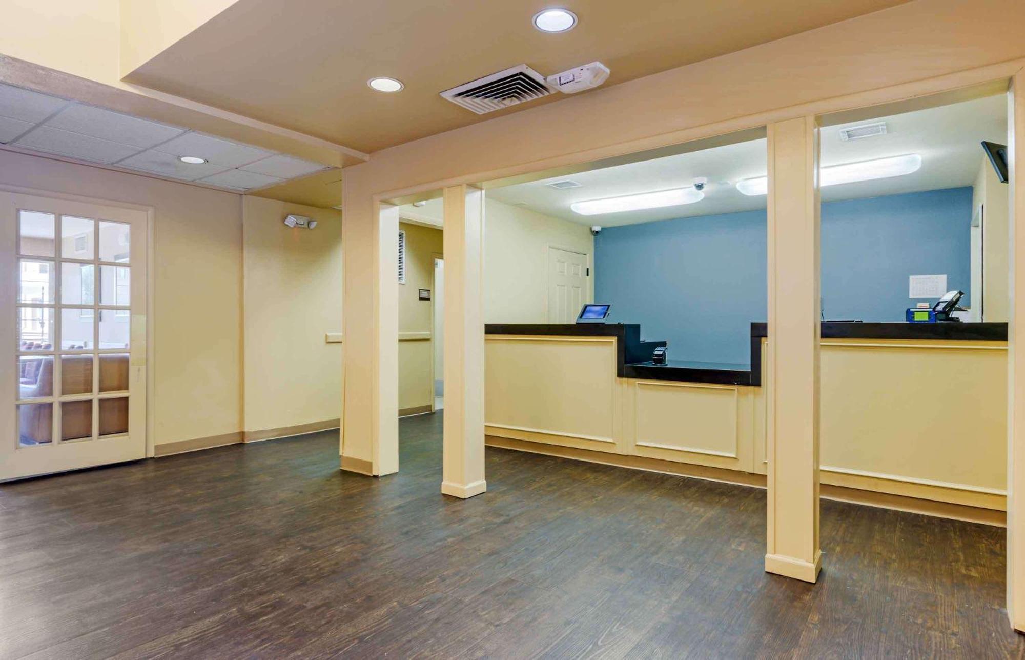 Extended Stay America Suites - Phoenix - Airport - Темпе Экстерьер фото